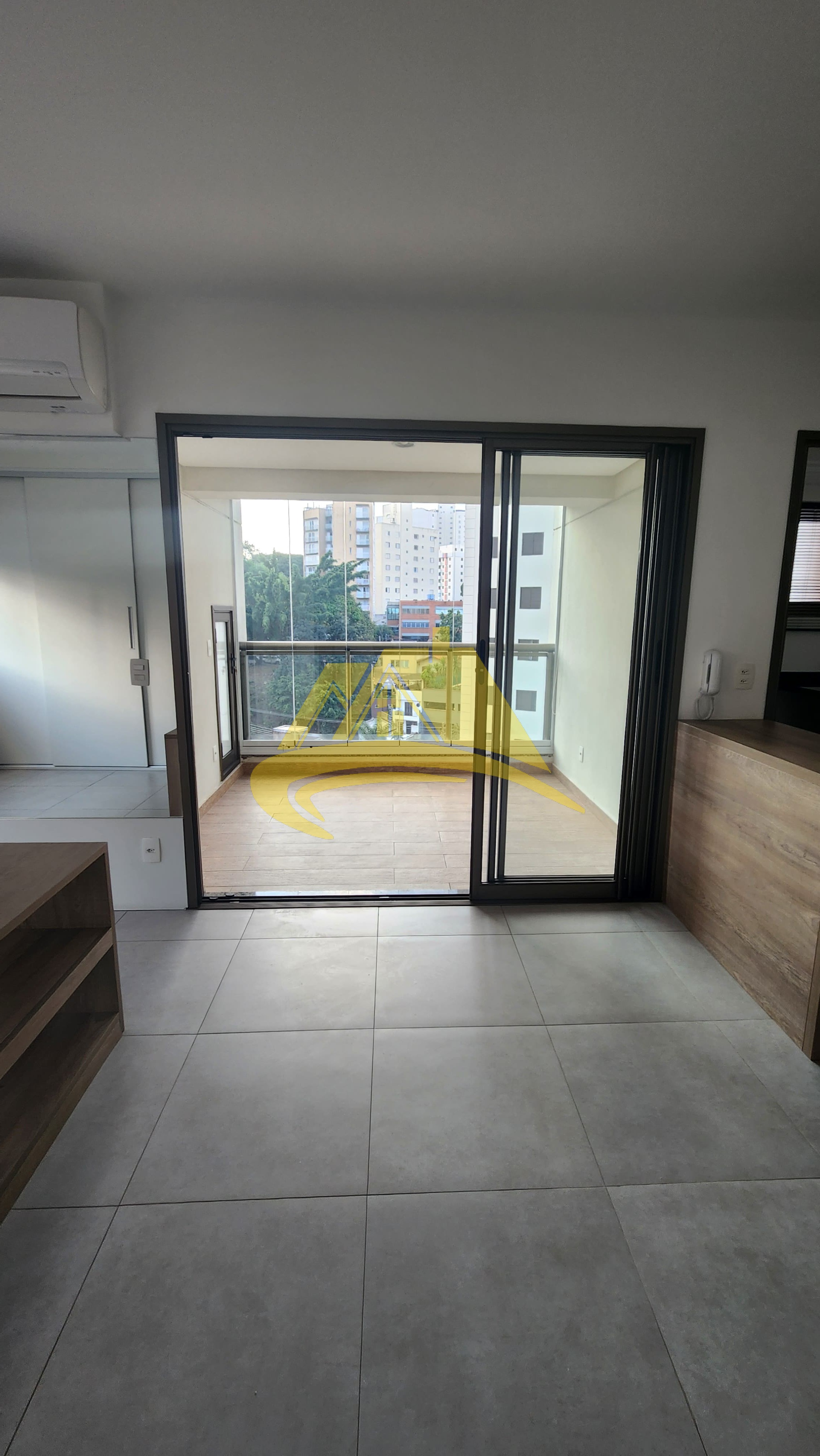 Apartamento à venda com 1 quarto, 45m² - Foto 14