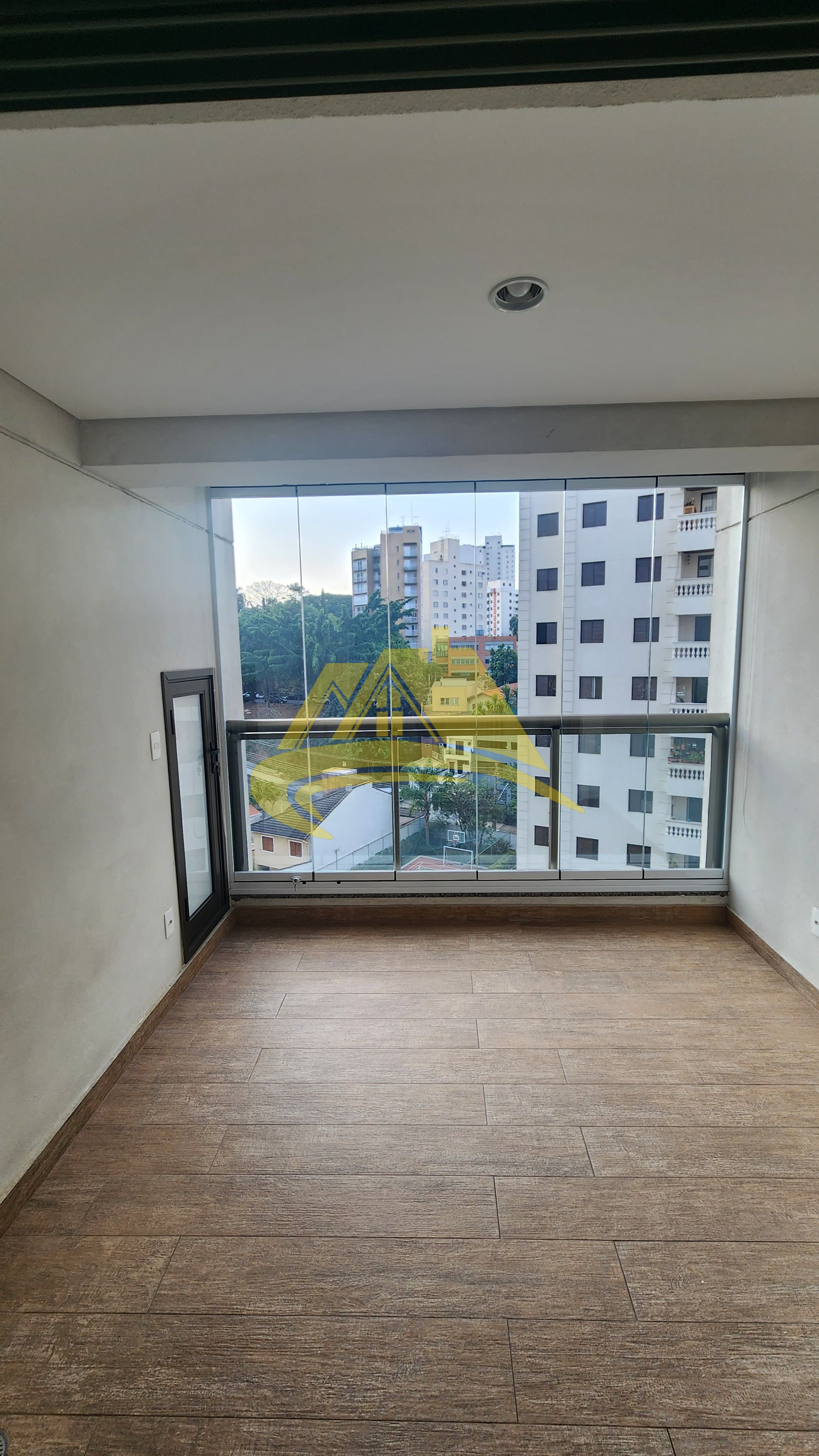 Apartamento à venda com 1 quarto, 45m² - Foto 15